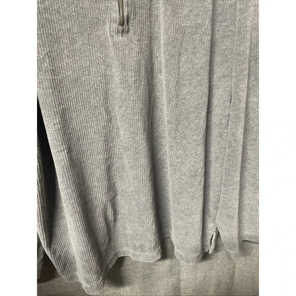 Structure Brand Men’s Grey Ribbed Corduroy Quarter-Zip Sweatshirt